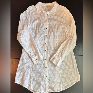 Soft surroundings, white button up tunic top size XL long sleeve